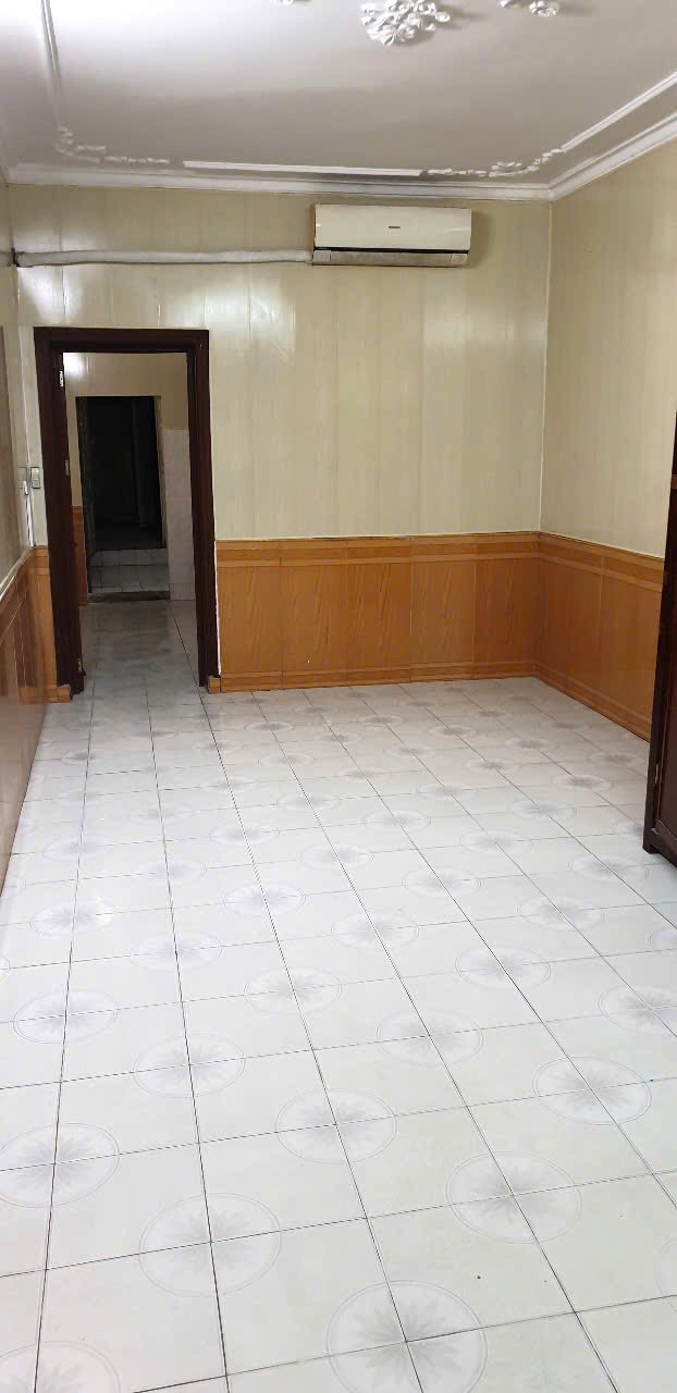 Cho thuê nhà ngõ Nam Đồng, 60 m2* 3 tầng 5pn 3vs, 12 triệu,  kd onl,gia đình, nhóm ít ng - Ảnh 3